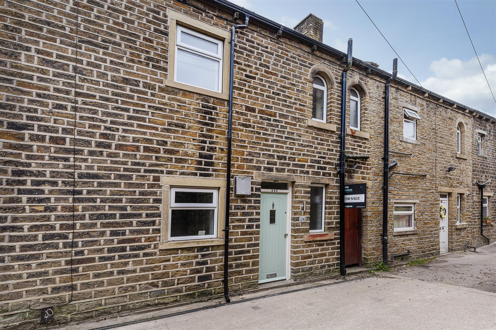 House Mid Terrace Longwood Road, Longwood, Huddersfield